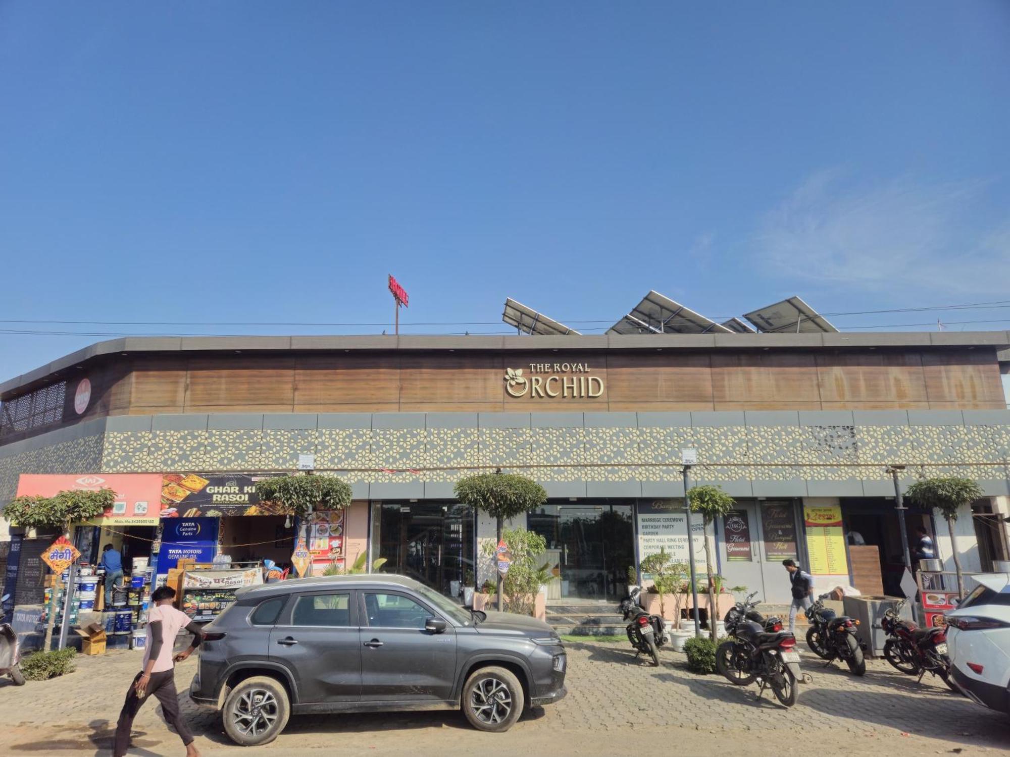 Hotel Royal Orchid Aligarh Exterior photo