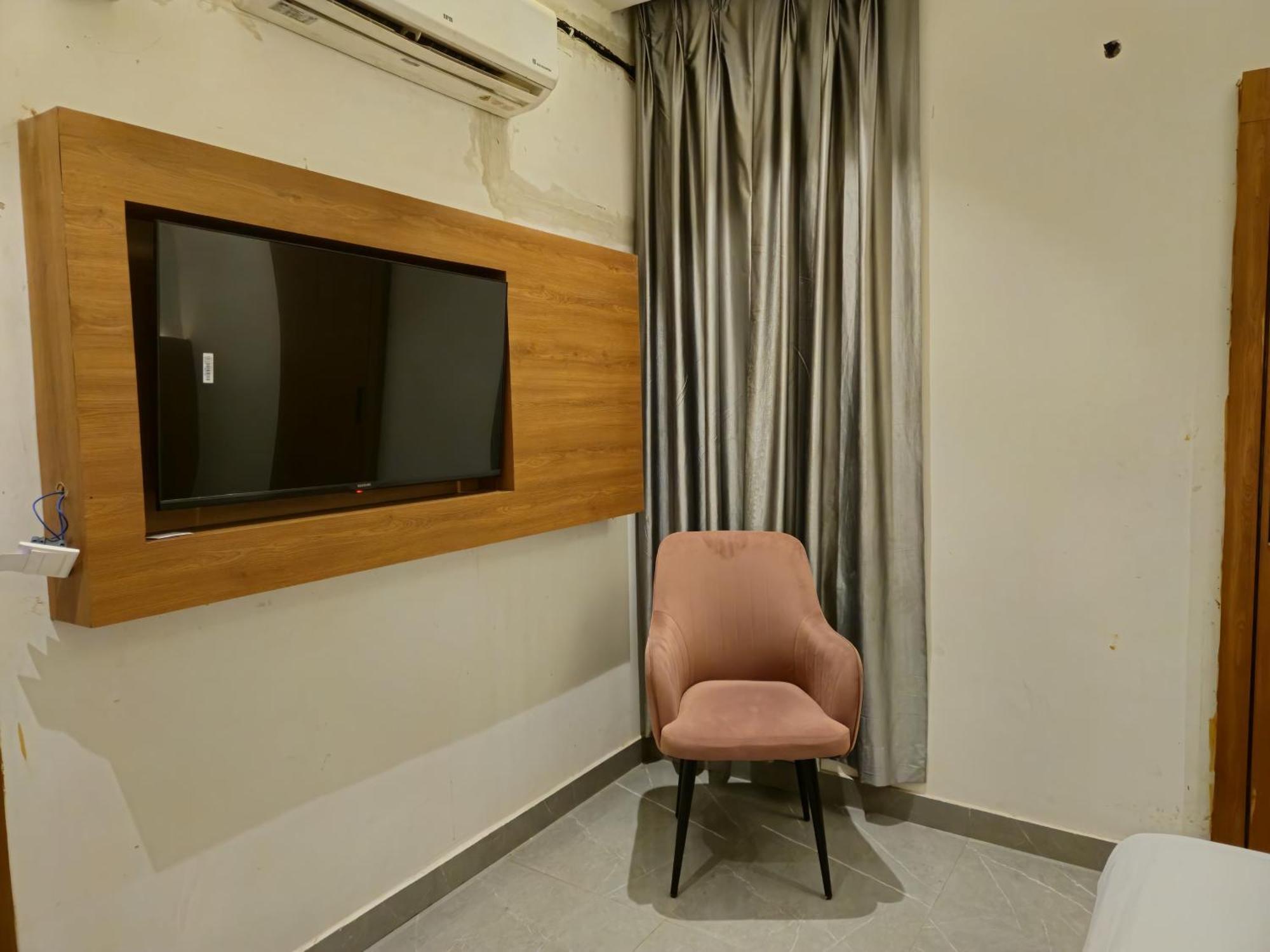Hotel Royal Orchid Aligarh Exterior photo