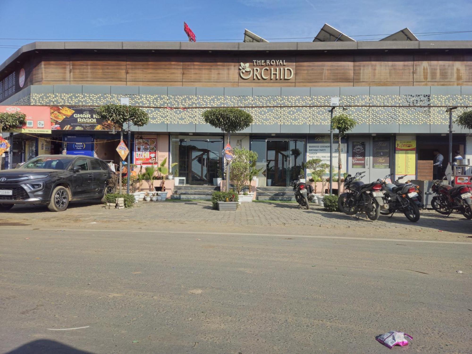 Hotel Royal Orchid Aligarh Exterior photo